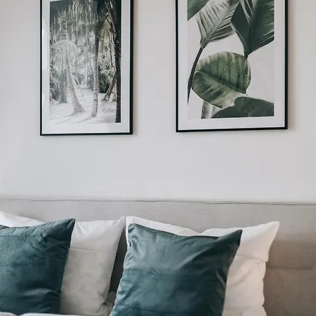 Appartamento Oasis - Wohnen In - Netflix - Tiefgarage - Dachterrasse Dresda