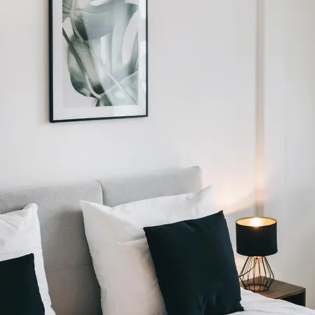 Daire Oasis - Wohnen In - Netflix - Tiefgarage - Dachterrasse *