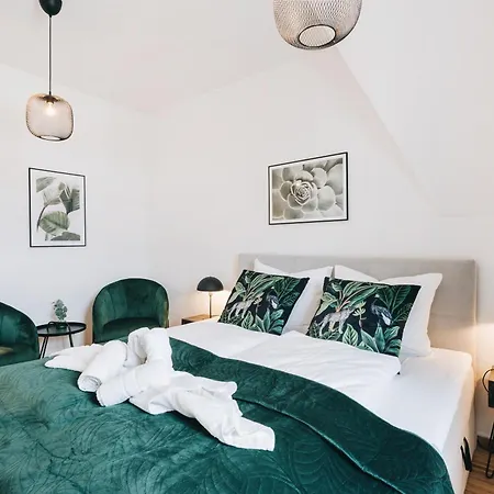 Oasis - Wohnen In - Netflix - Tiefgarage - Dachterrasse *