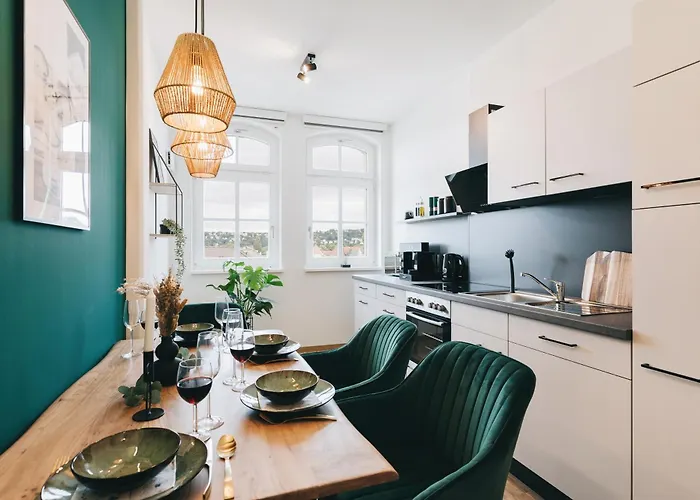 Oasis - Wohnen In - Netflix - Tiefgarage - Dachterrasse *