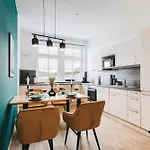 Oasis - Wohnen In - Netflix - Tiefgarage - Dachterrasse アパート