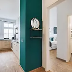 Oasis - Wohnen In - Netflix - Tiefgarage - Dachterrasse アパート ドレスデン