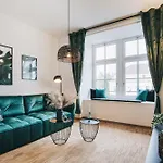 Oasis - Wohnen In - Netflix - Tiefgarage - Dachterrasse