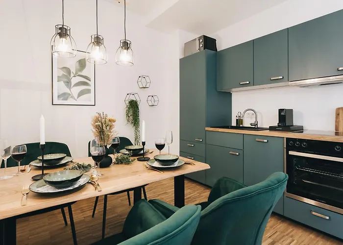 Oasis - Wohnen In - Netflix - Tiefgarage - Dachterrasse *