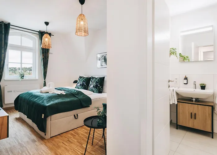 Oasis - Wohnen In - Netflix - Tiefgarage - Dachterrasse Δρέσδη