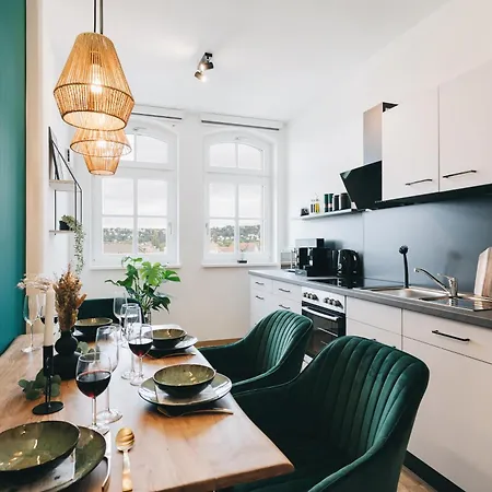 Oasis - Wohnen In - Netflix - Tiefgarage - Dachterrasse *